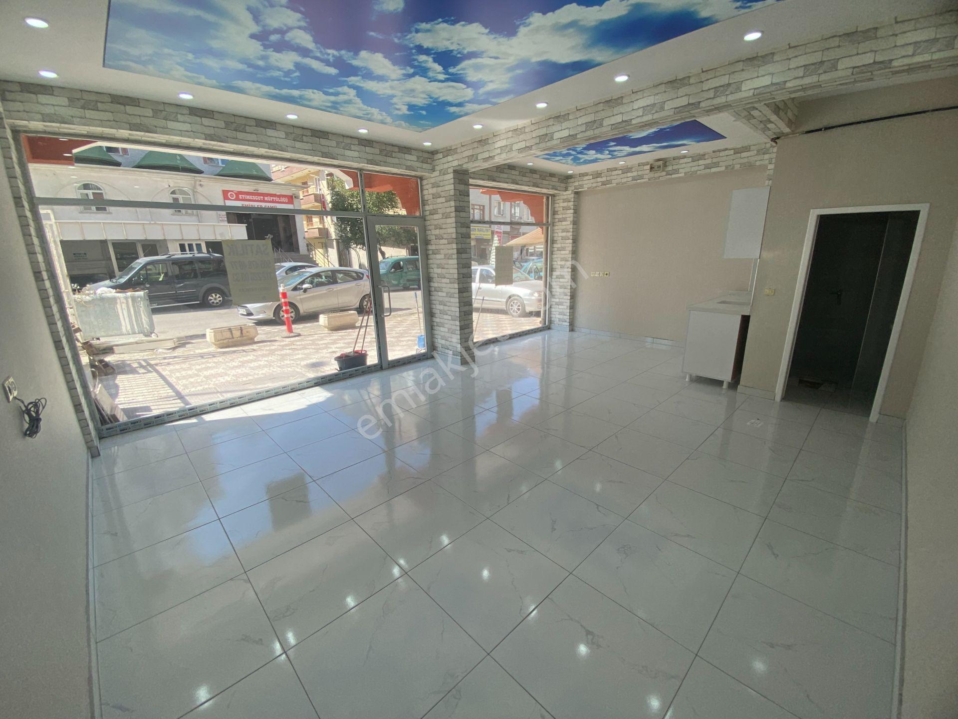 Mükemmel Konumda Kiralık 45 M2 Full Yapılı Dükkan - Görsel 8