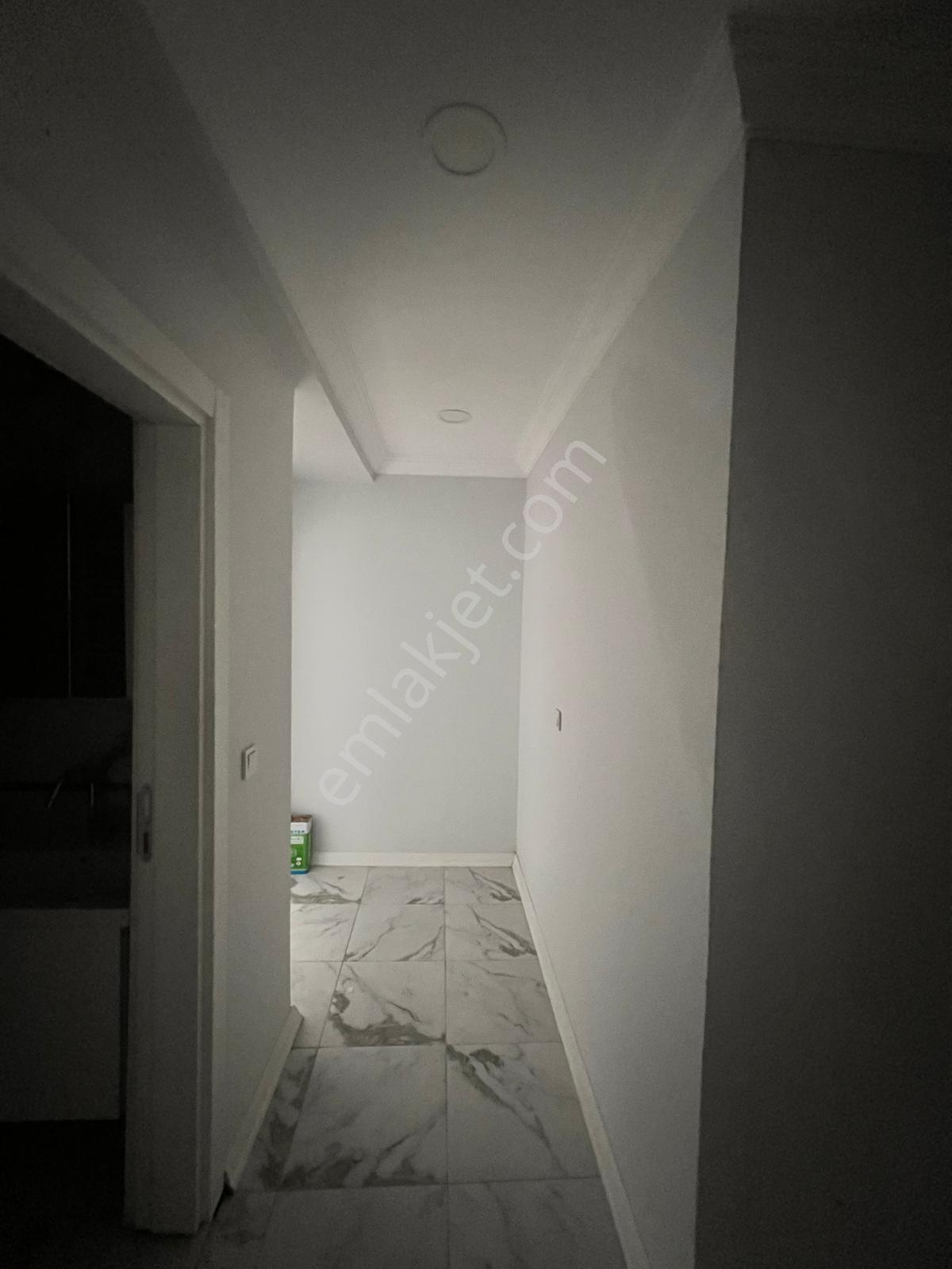 Kaçmaz'dan Sıfır Muhteşem Bahçe Teraslı Otoparklı 2+1 - Görsel 6