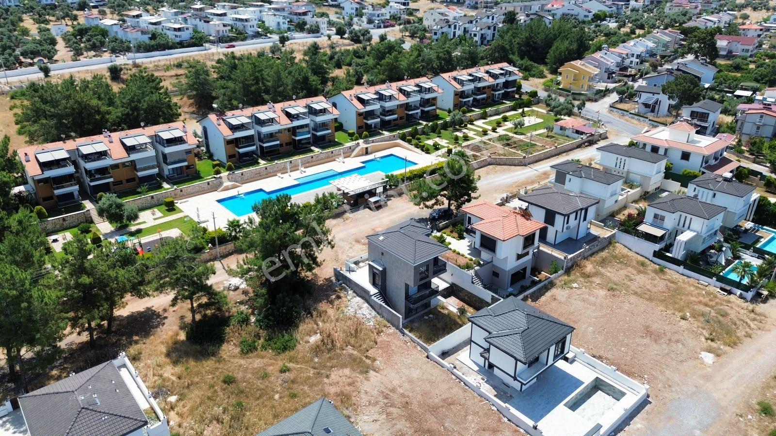 Deniz Manzaralı İmarlı Tam Müstakil Villa Arsası - Görsel 7