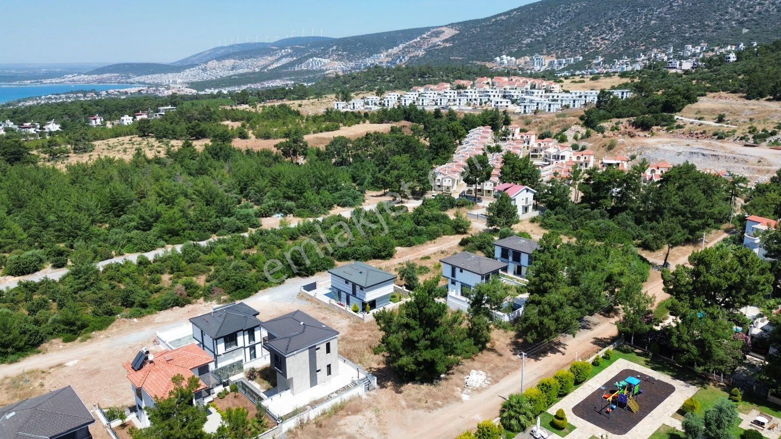 Deniz Manzaralı İmarlı Tam Müstakil Villa Arsası - Görsel 15
