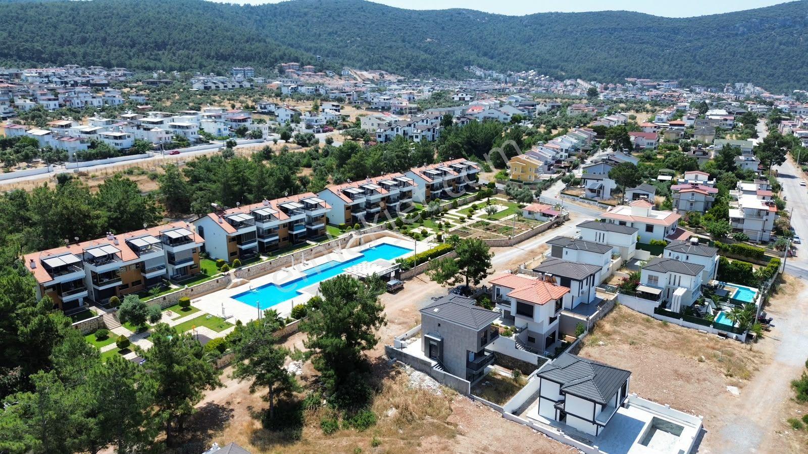 Deniz Manzaralı İmarlı Tam Müstakil Villa Arsası - Görsel 11