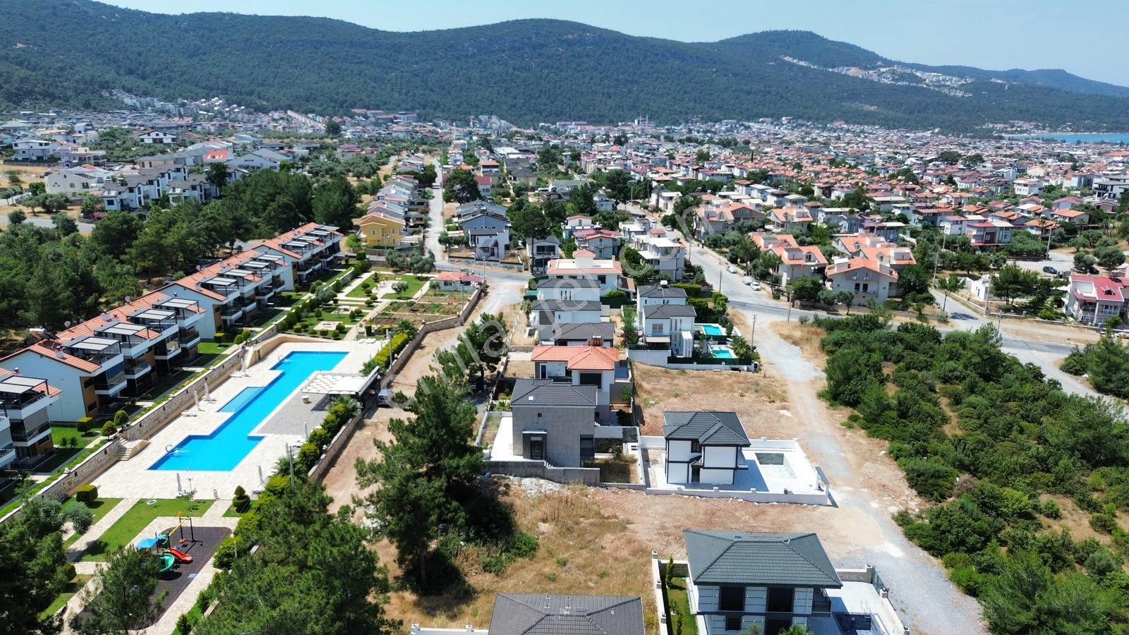 Deniz Manzaralı İmarlı Tam Müstakil Villa Arsası - Görsel 12