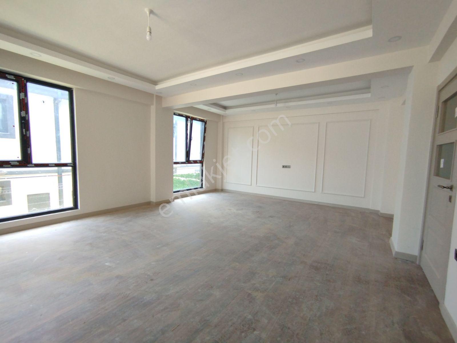 Remax Yeşim Kara'dan Vali Konağına Komşu Bahçeli Villa - Görsel 26