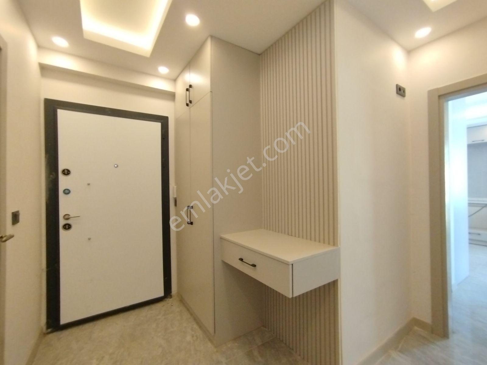 Remax Yeşim Kara'dan Vali Konağına Komşu Bahçeli Villa - Görsel 7