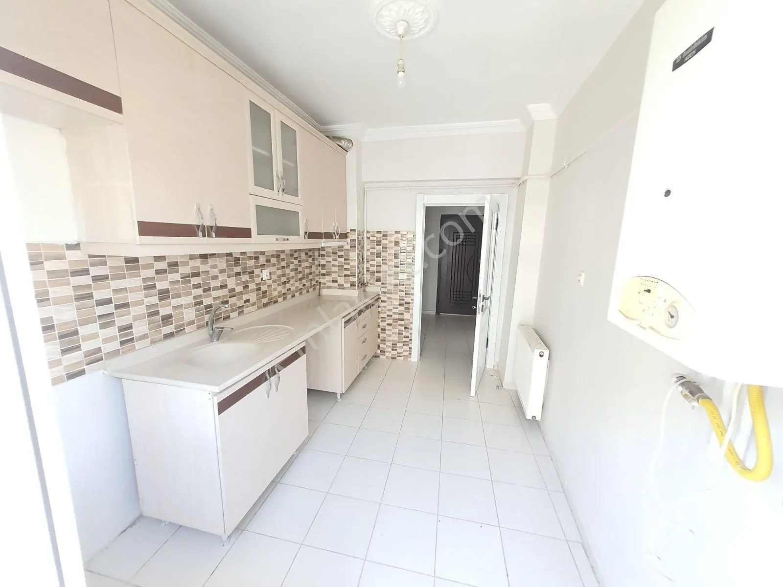 Etlik Şehir Hast. Ve Gataya Yürüme Mesafe Full Yapılı 3+1 Arakat