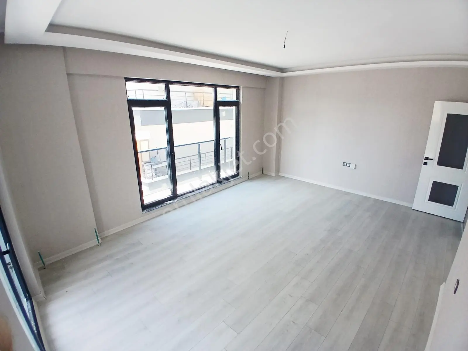 Sancaktepe De Full Yapılı Geniş 3+1 Yerden Isıtmalı Sıfır Daire - Görsel 2