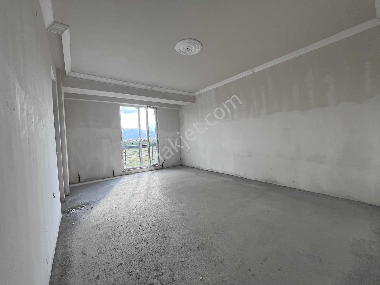 Remax Dem'den Demirkent/menderes Mahallesinde 2+1 Satılık Daire - Görsel 11