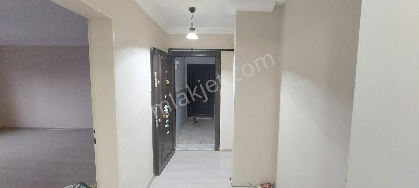 Karşıyaka Zübeyde Hanım Mah De Kiralık 2+1 Daire Kanıt Emlak - Görsel 15