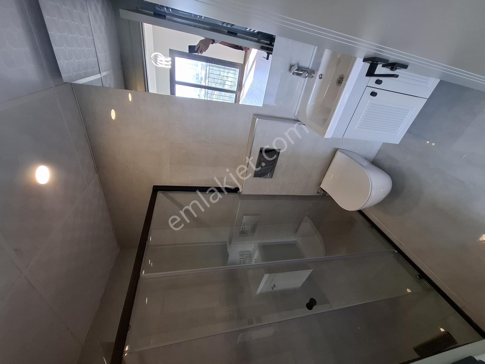 Güvenlikli Sitede 2+1 Ç.banyolu Kapalı Otoparklı Modern Daire - Görsel 4
