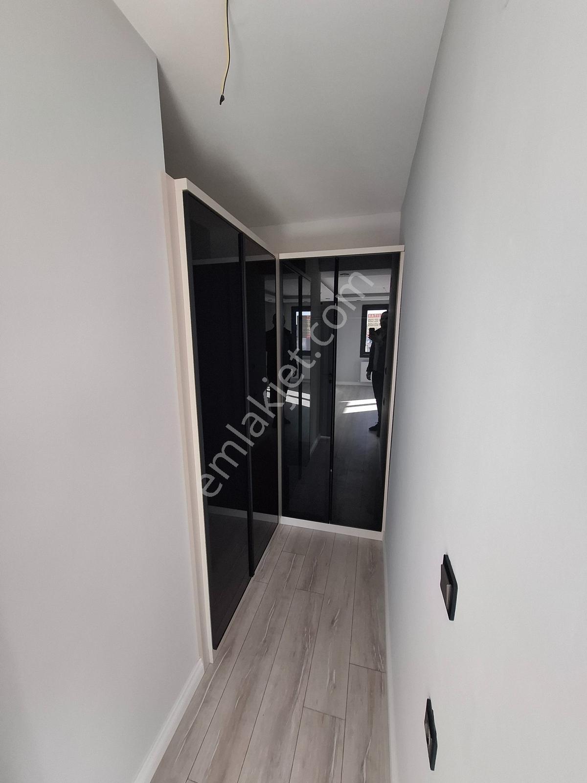 Sarıçam'da 5+1 Bahçeli 4 Banyolu Bağımsız Sıfır Triplex Villa - Görsel 17