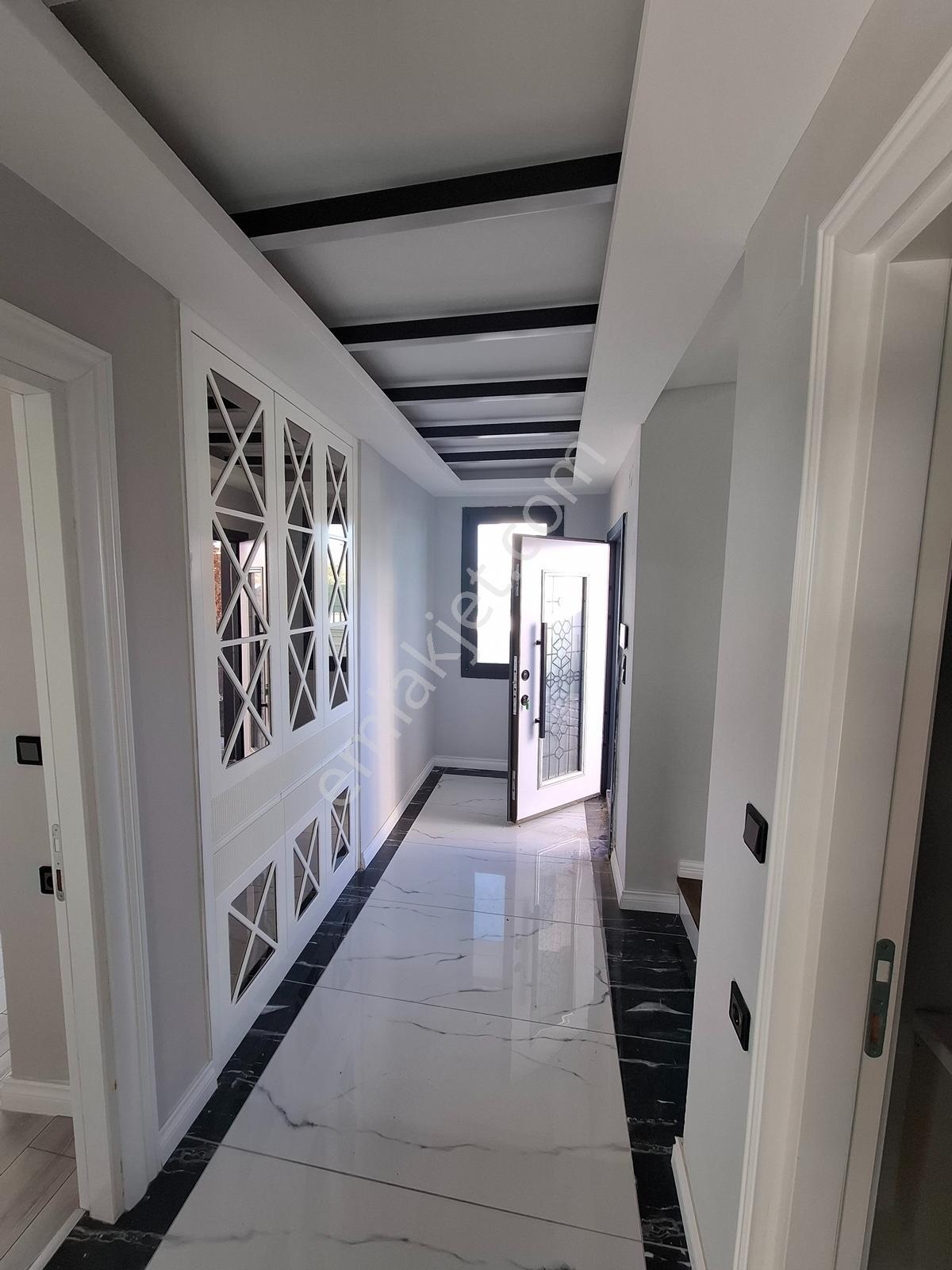 Sarıçam'da 5+1 Bahçeli 4 Banyolu Bağımsız Sıfır Triplex Villa - Görsel 19
