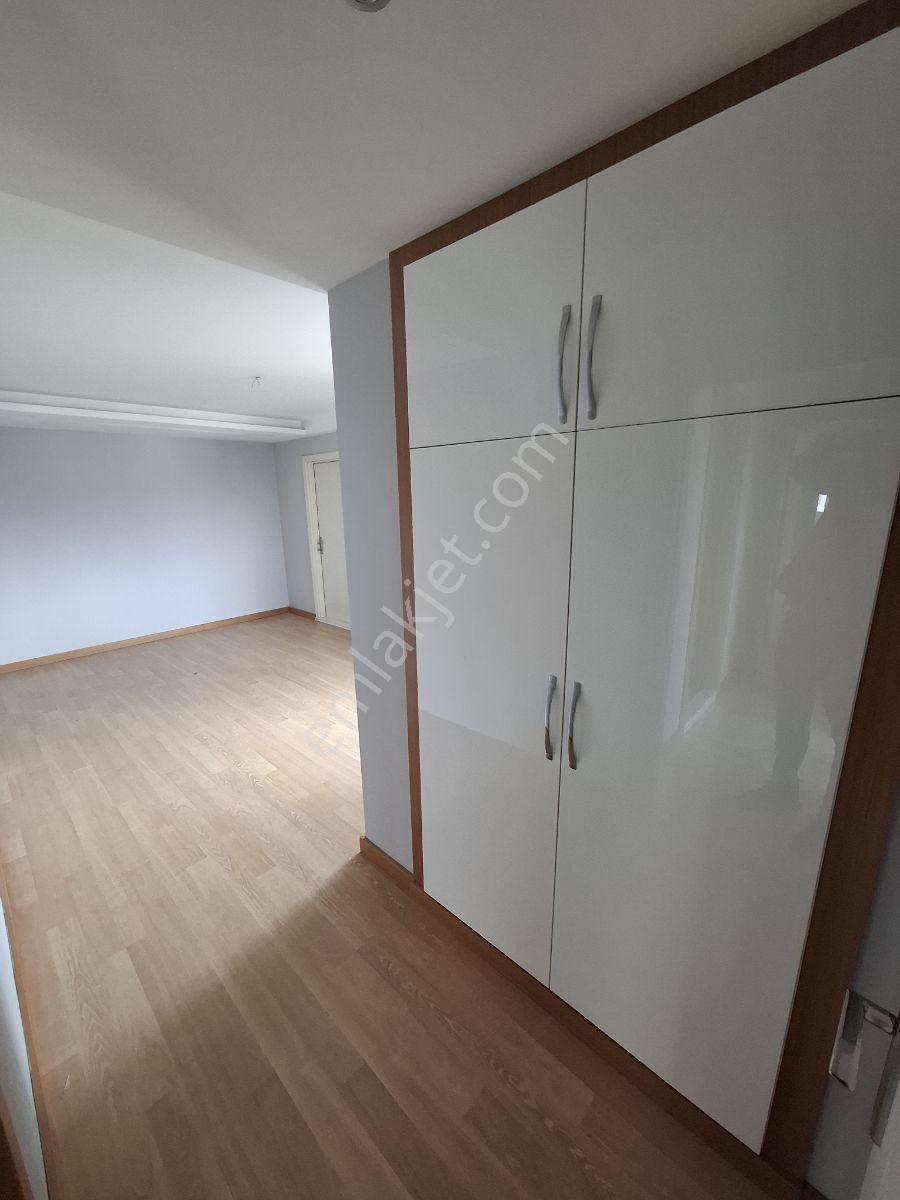 Gürselpaşa Mah. Real Avm Karşısında 3+1 Çift Banyolu 8.kat Daire - Görsel 15