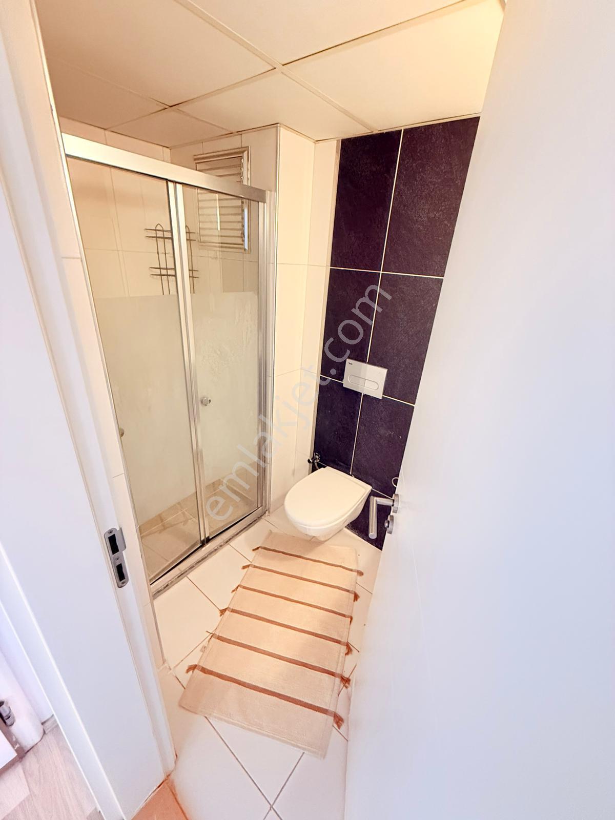 Zeytinköy Mahallesinde Arakat Balkonlu Eşyalı 1+1 Kiralık Apart - Görsel 9