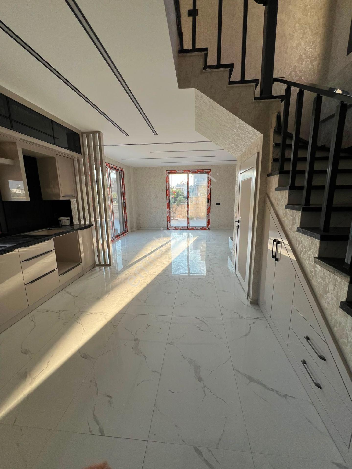 Köşe Başında Tüm Mustakil Ultra Lux Villa - Görsel 10