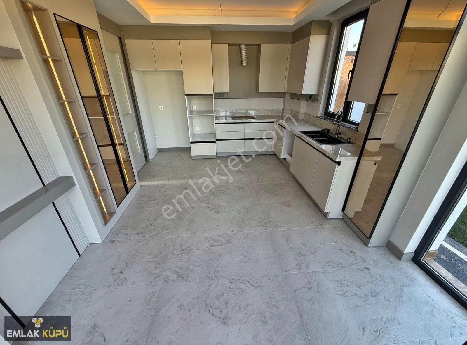 Bağlıca Mah'de Satılık 4+1 Ultra Lüks Yapıda Site İçinde Villa - Görsel 20