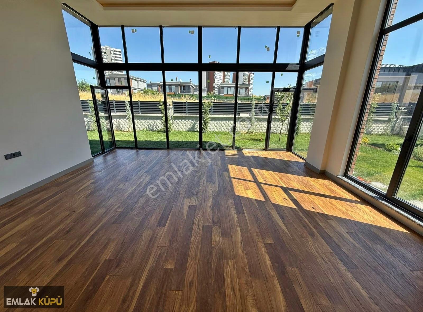 Bağlıca Mah'de Satılık 4+1 Ultra Lüks Yapıda Site İçinde Villa - Görsel 28