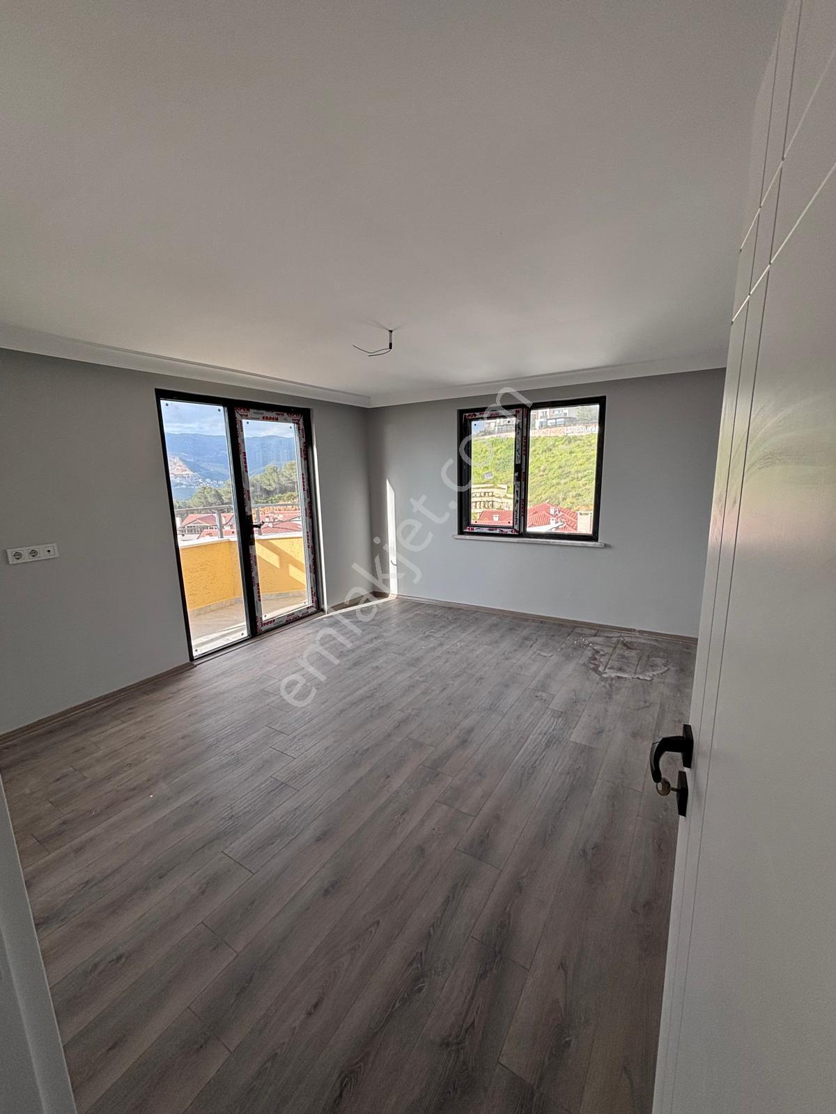 Umurbey'de Kiralık Daire 3+1 Üst Dubleks Yeni Sıfır Daire - Görsel 16