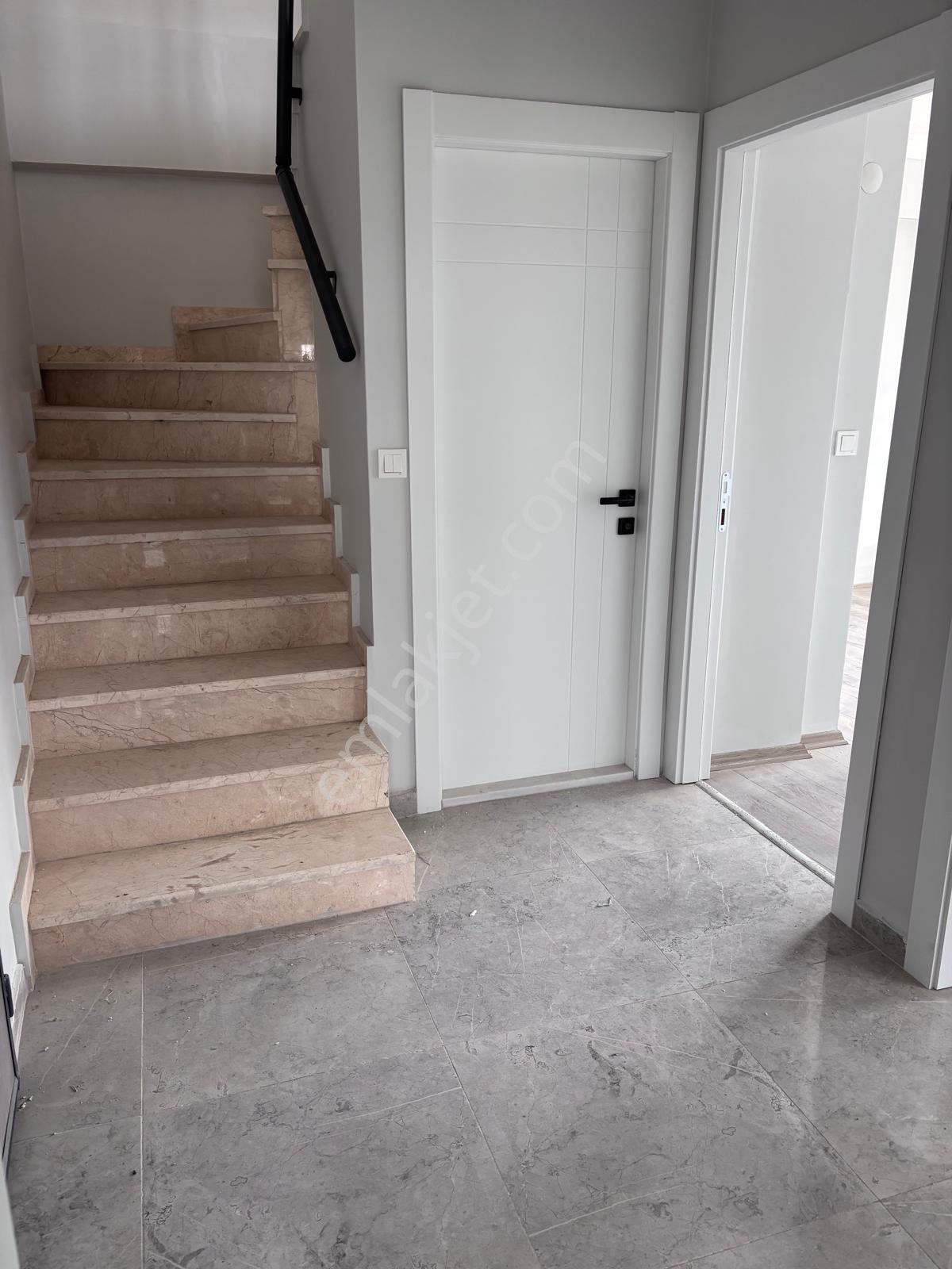 Umurbey'de Kiralık Daire 3+1 Üst Dubleks Yeni Sıfır Daire - Görsel 8