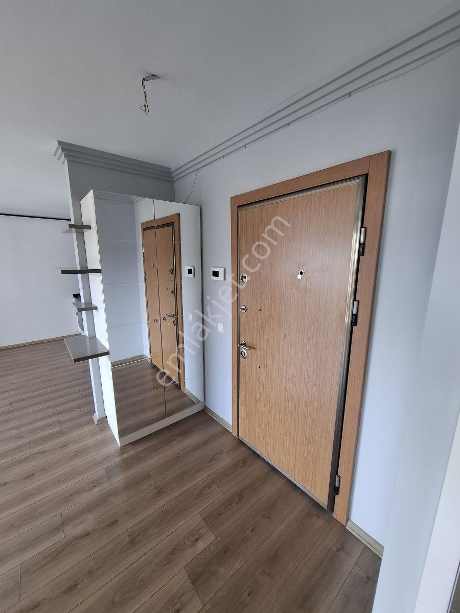 Gürselpaşa Mah. Güvenlikli Sitede 1+1 Balkonlu Havuzlu Daire - Görsel 10