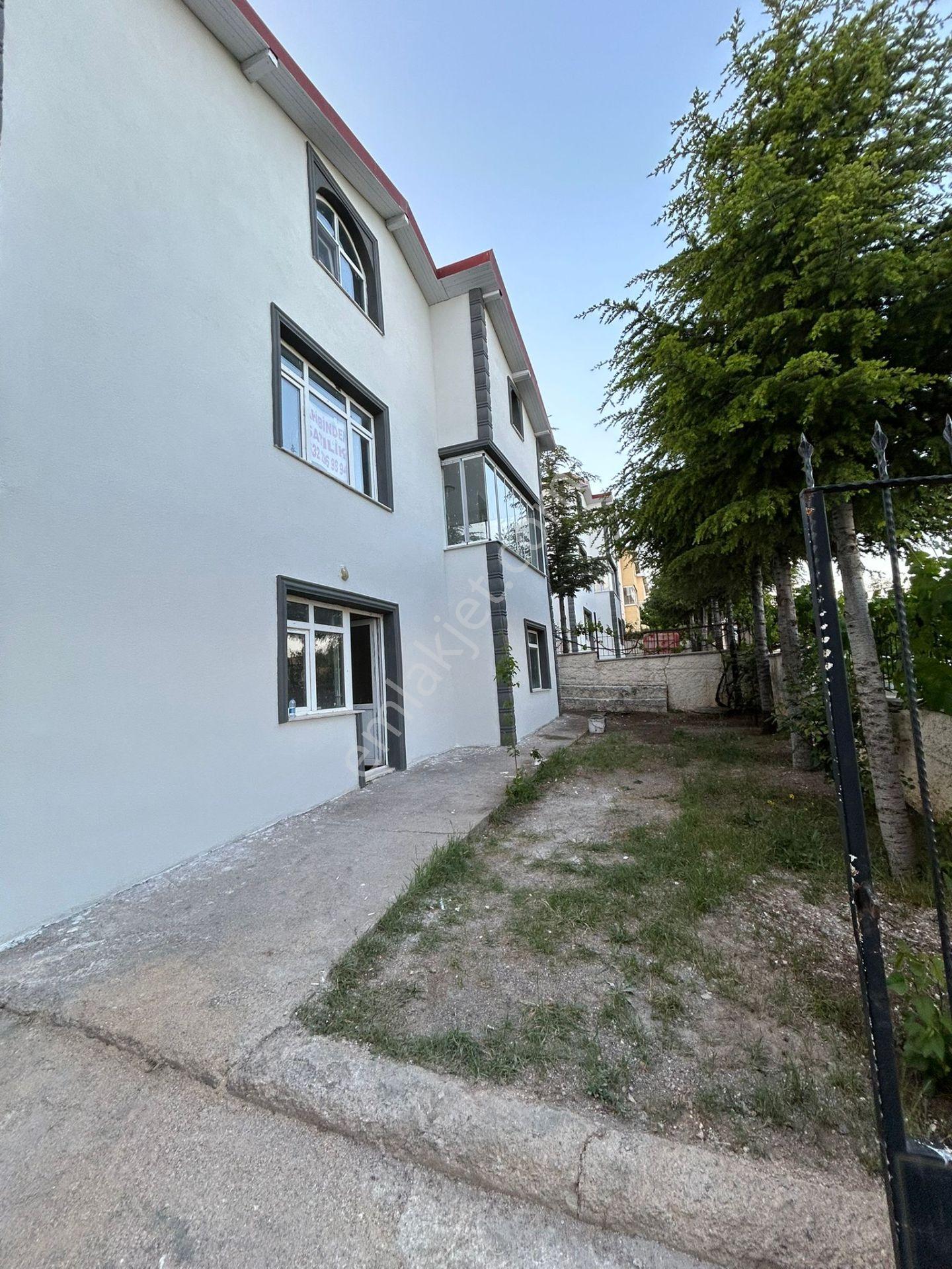 Memlik Güneykent Sitesinin En İyi Konumunda Manzaralı Villa - Görsel 8