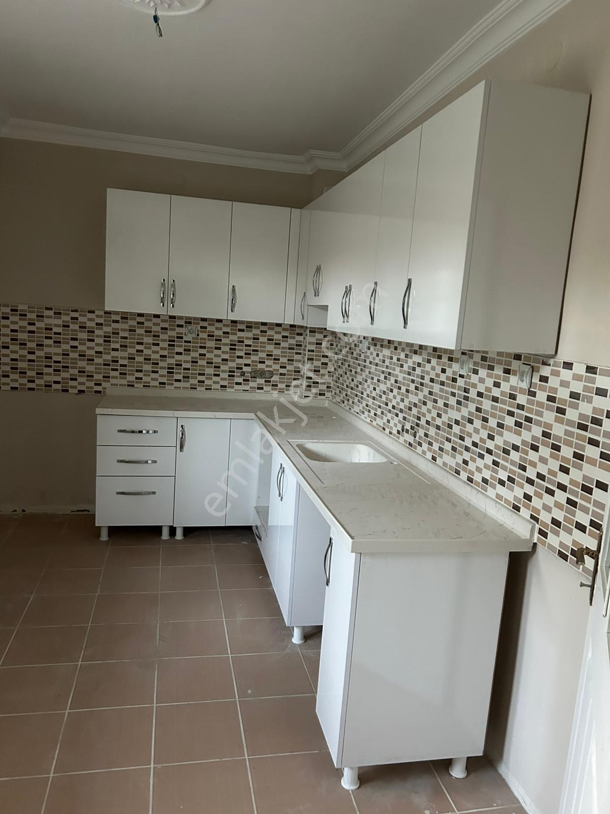 Memlik Güneykent Sitesinin En İyi Konumunda Manzaralı Villa - Görsel 22