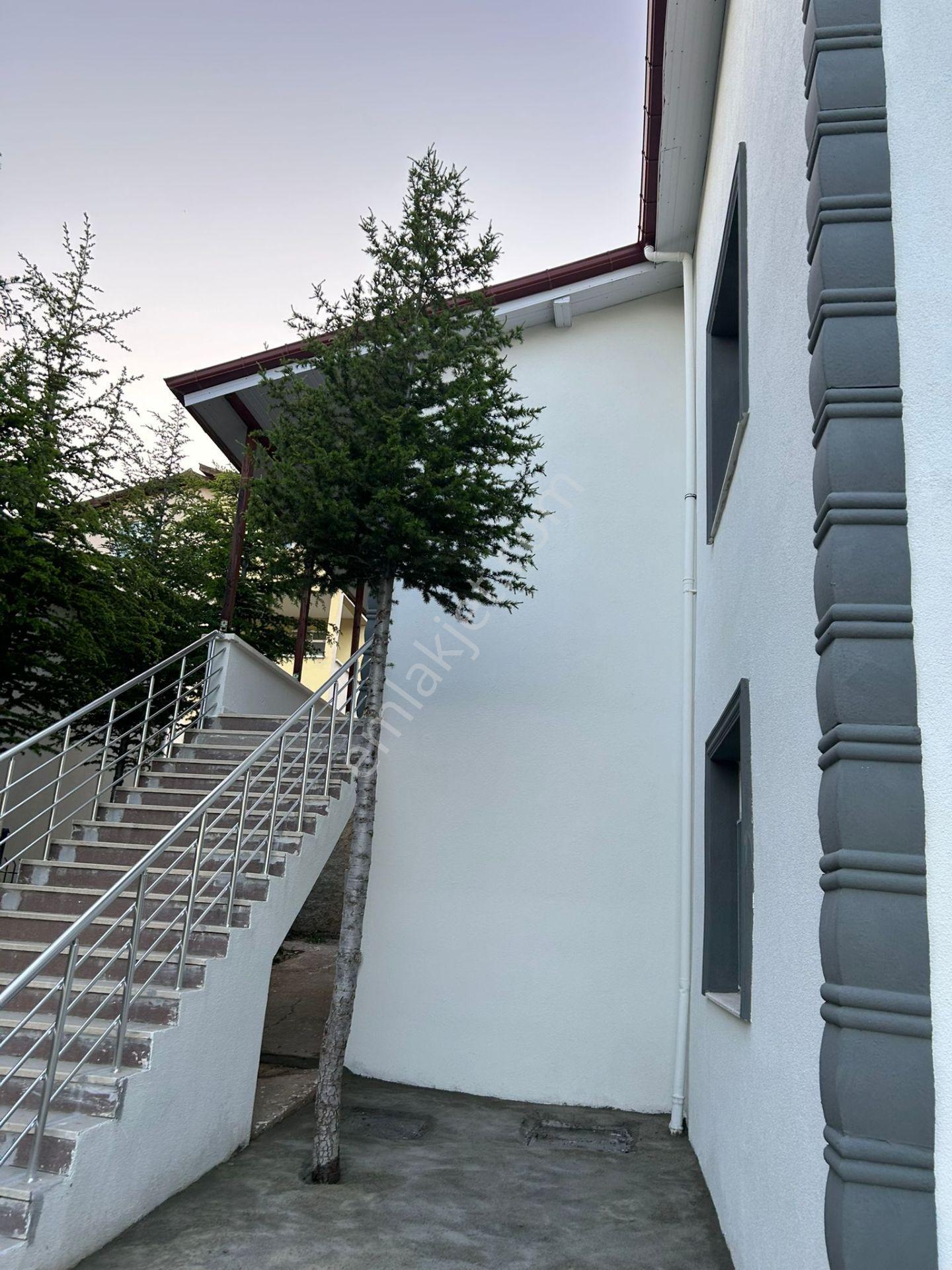 Memlik Güneykent Sitesinin En İyi Konumunda Manzaralı Villa - Görsel 14