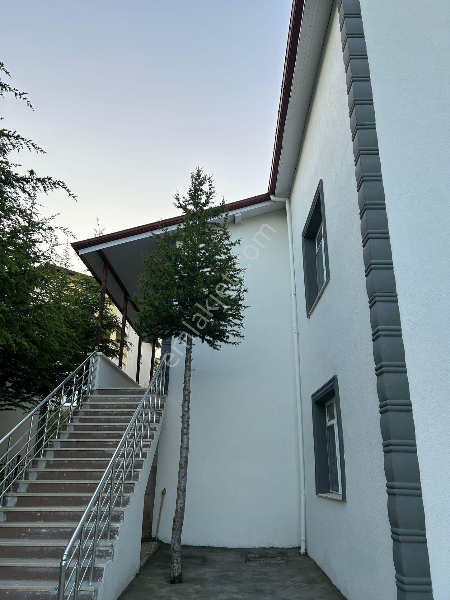 Memlik Güneykent Sitesinin En İyi Konumunda Manzaralı Villa - Görsel 6