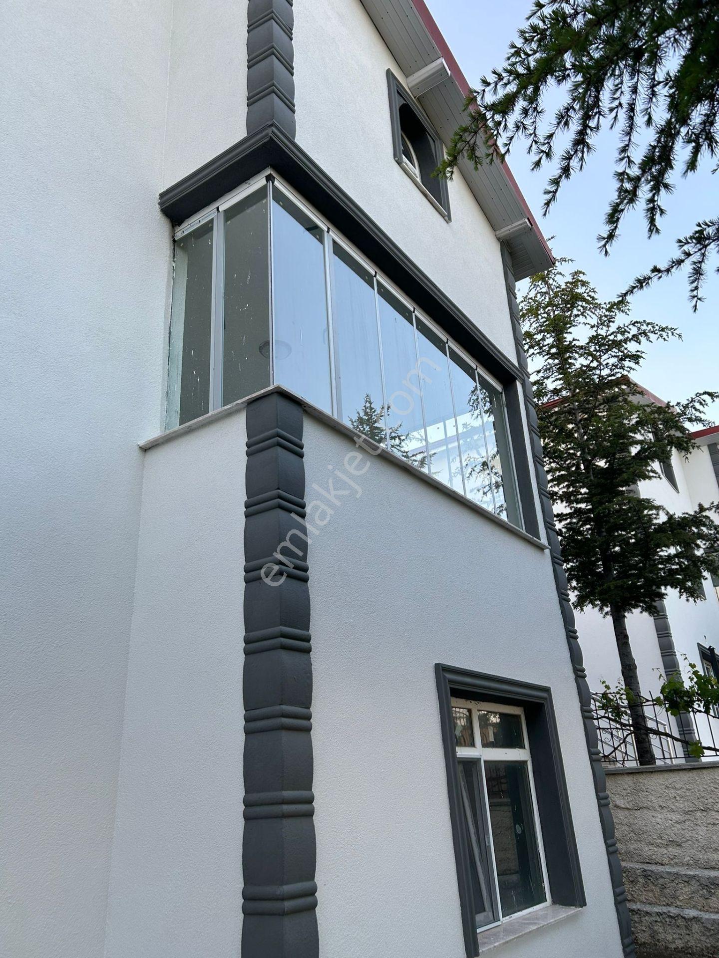 Memlik Güneykent Sitesinin En İyi Konumunda Manzaralı Villa - Görsel 15