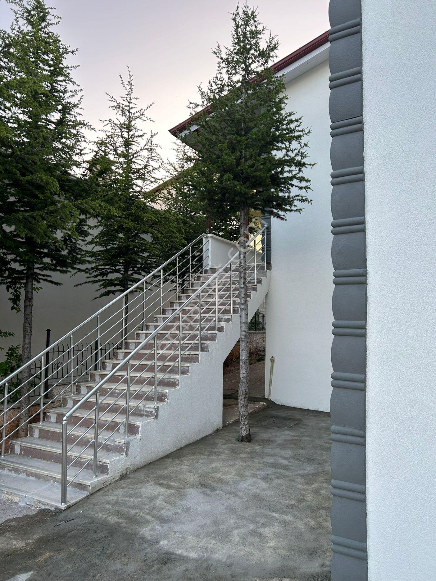 Memlik Güneykent Sitesinin En İyi Konumunda Manzaralı Villa - Görsel 10