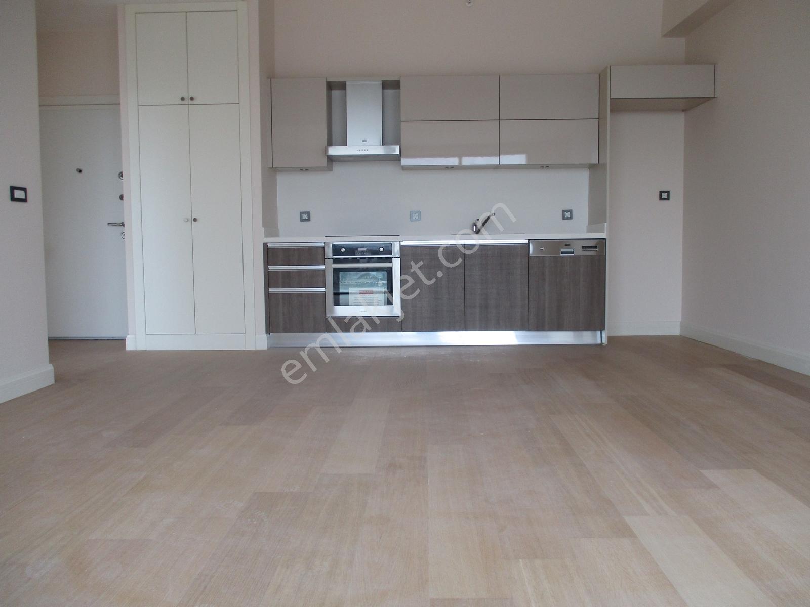 Venezia Mega 1+1 92m2 Şehir Manzaralı Kare Salon Kiralık Daire - Görsel 13