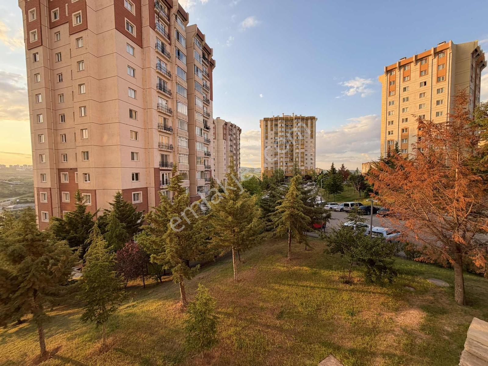 Turkuaz Çiğdem Adasında Ara Kat Manzaralı Yapılı Satılık 2+1 - Görsel 25