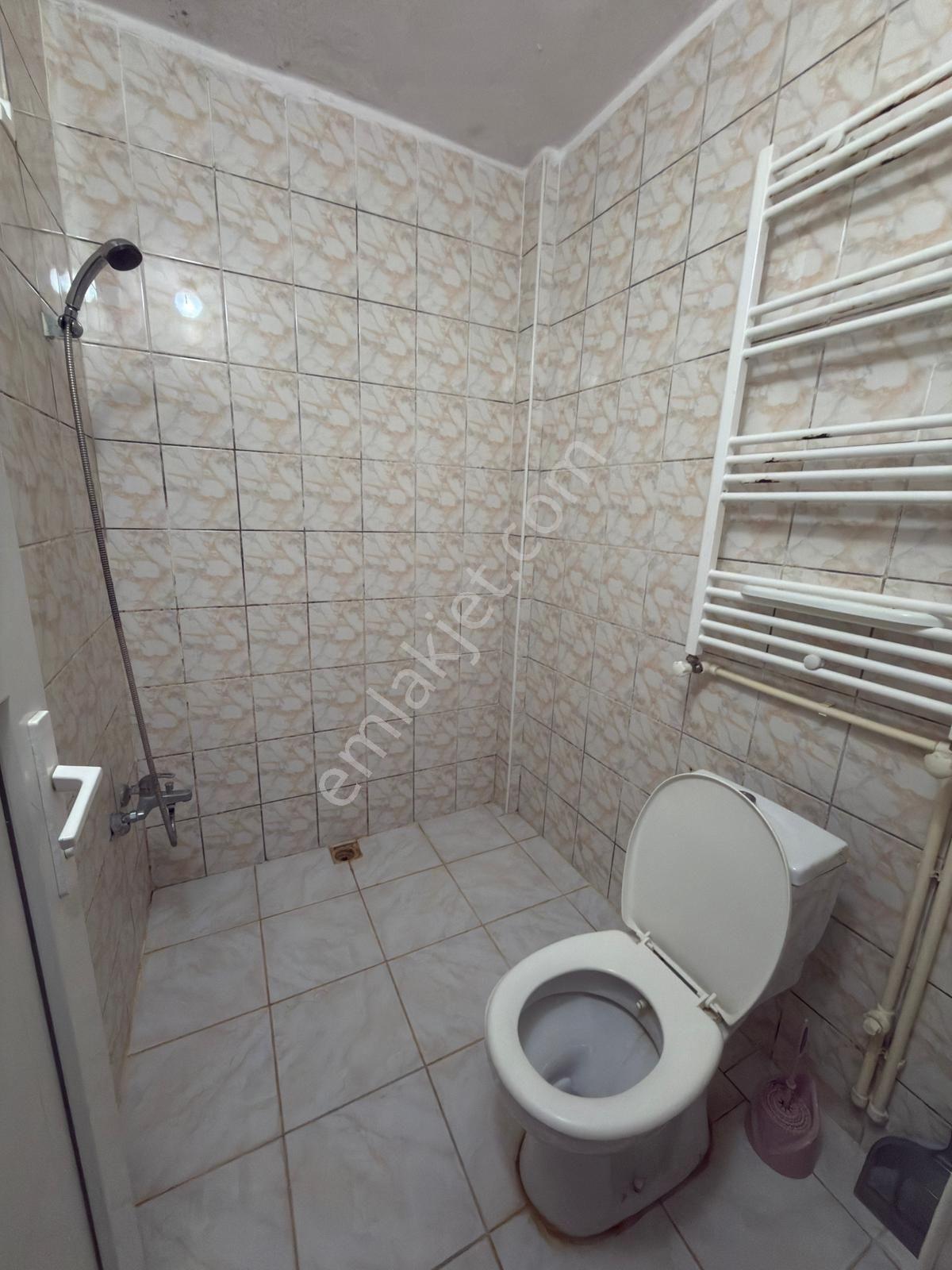 Olivium'dan Bağlarbaşı Mh'de Kiralık 2+1 Daire - Görsel 5