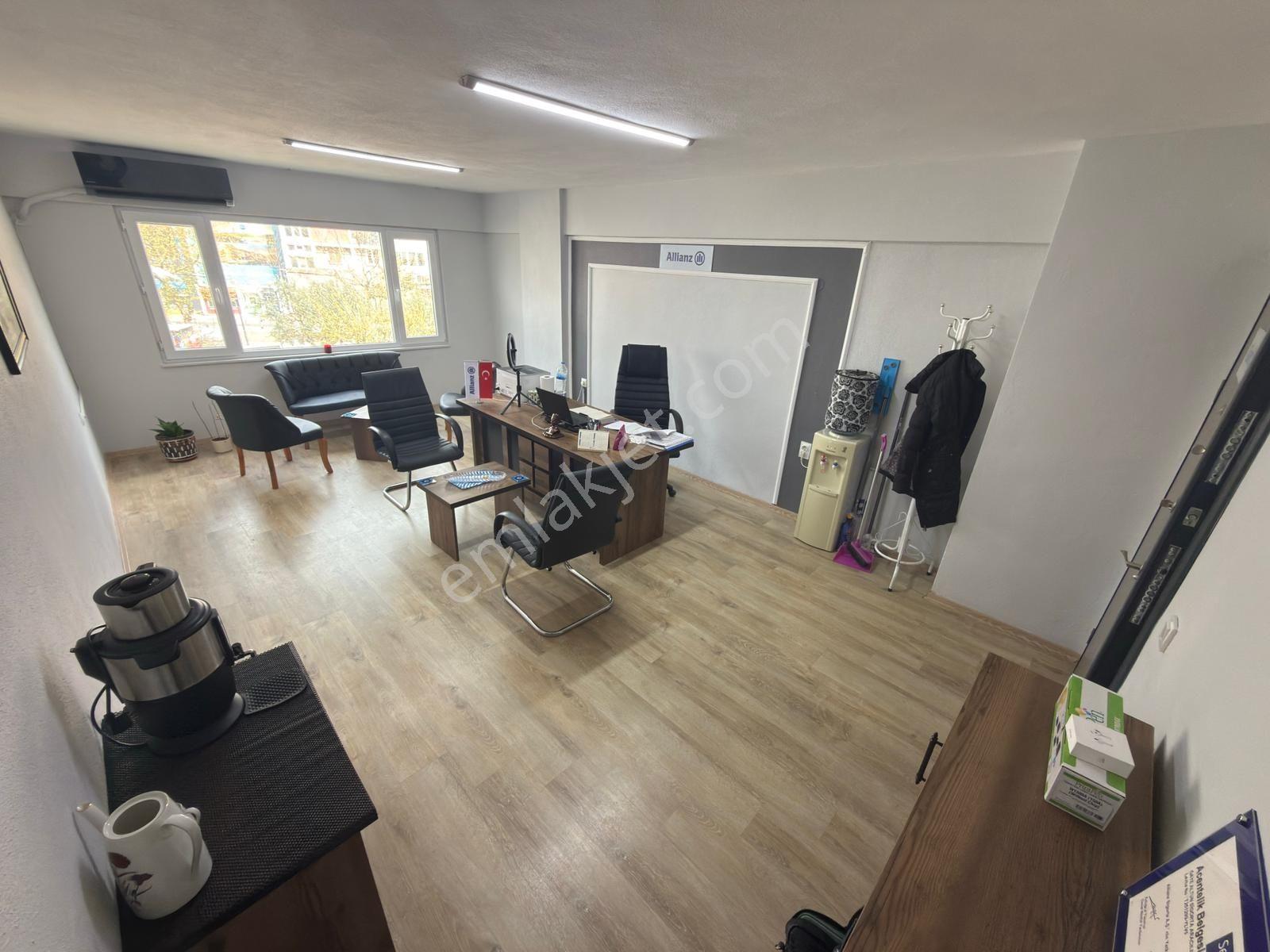 Olivium'dan Hamidiye Mh'de Satılık 2 Adet Dükkan / Büro - Görsel 4