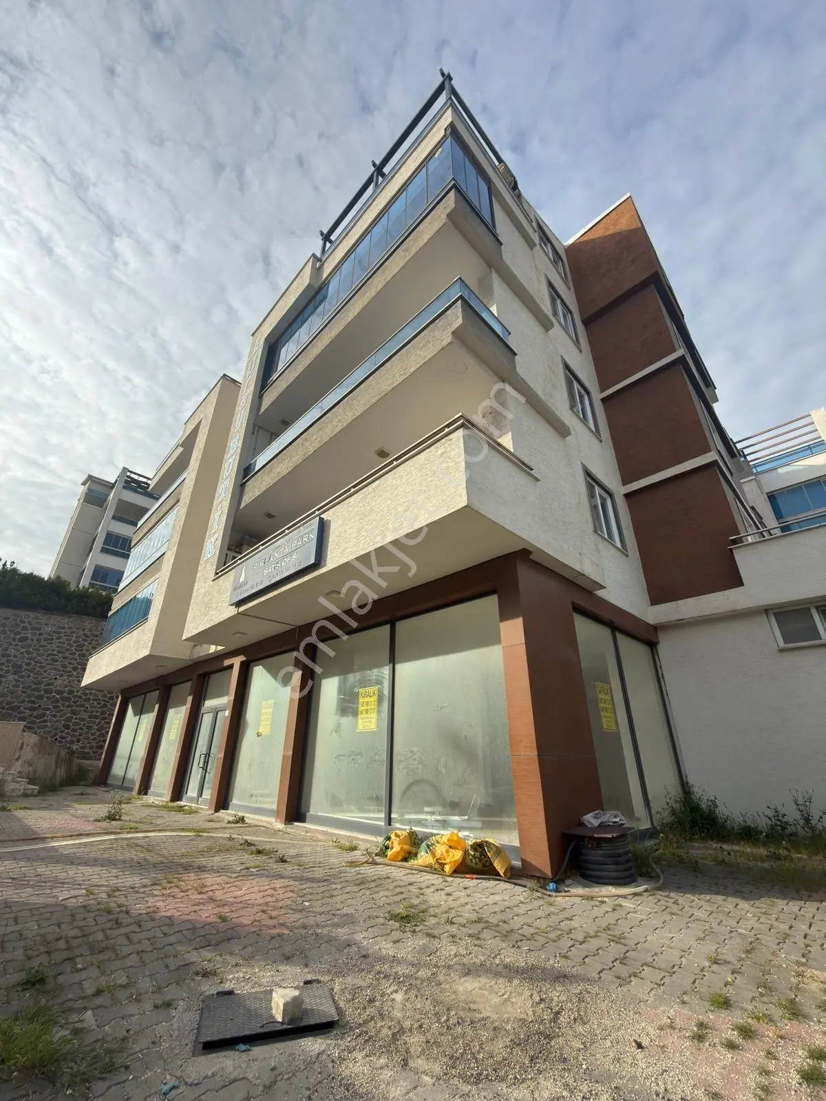 Olivium'dan Halitpaşa Mh'de 65m2 Satılık Dükkan - Görsel 2