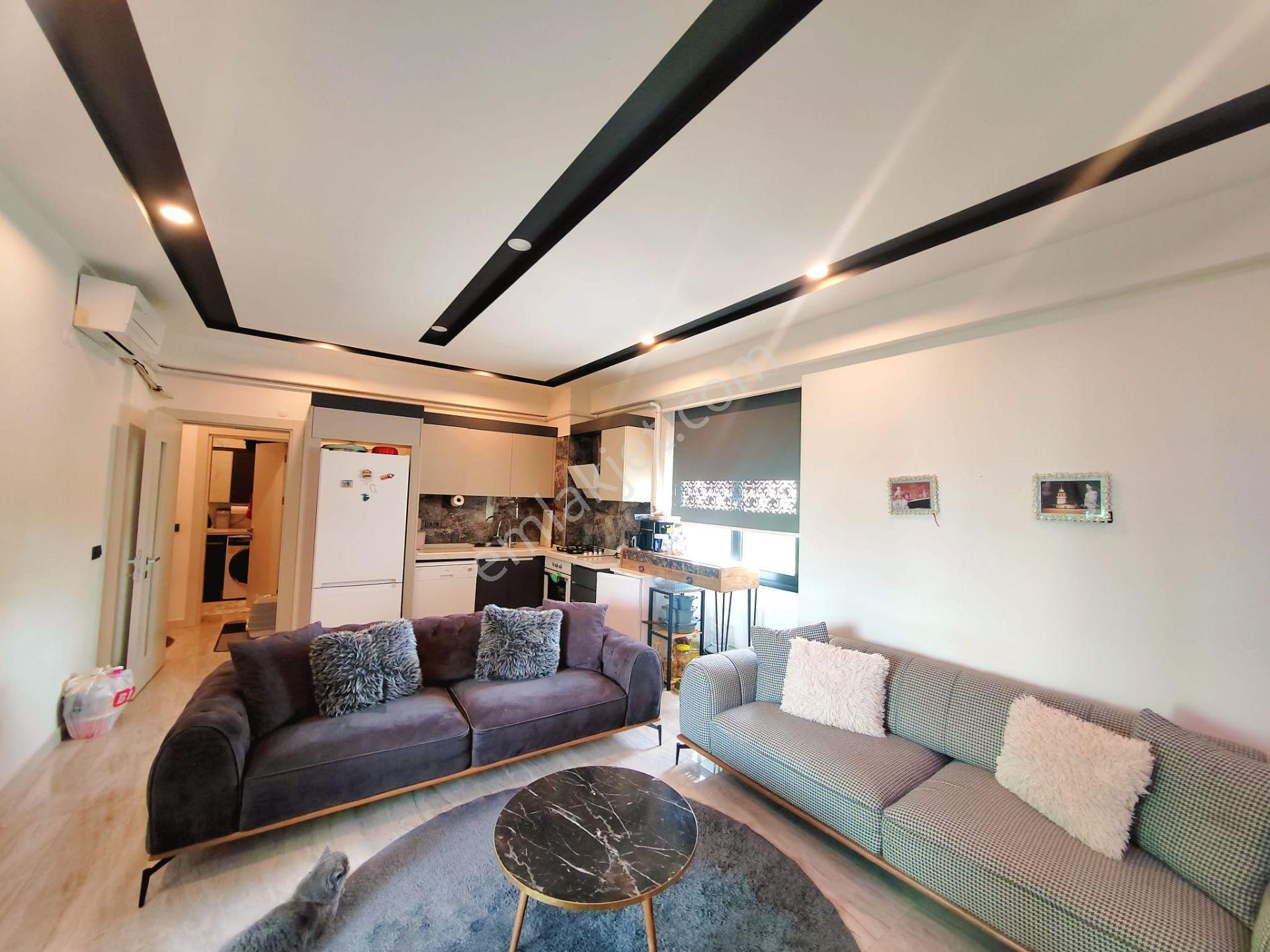 Kuşadası Merkez'de 2+1 Satılık Daire - Görsel 19
