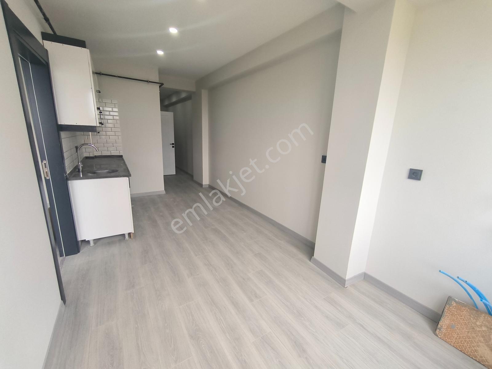 Belediyeye Yakın Ayçadan Kiralık 1+1 Geniş Kiralık Daire - Görsel 6
