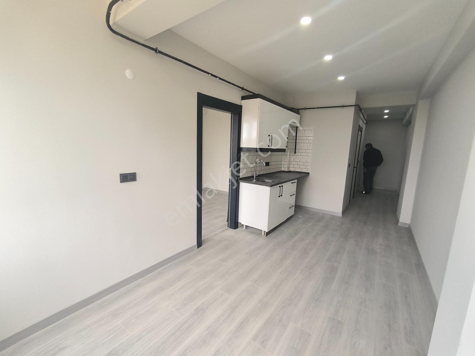 Belediyeye Yakın Ayçadan Kiralık 1+1 Geniş Kiralık Daire - Görsel 7