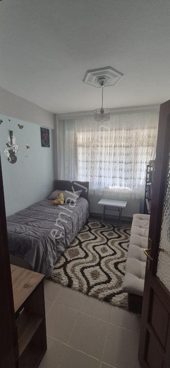 Salihli Sağlık Mah Satılık 3+1