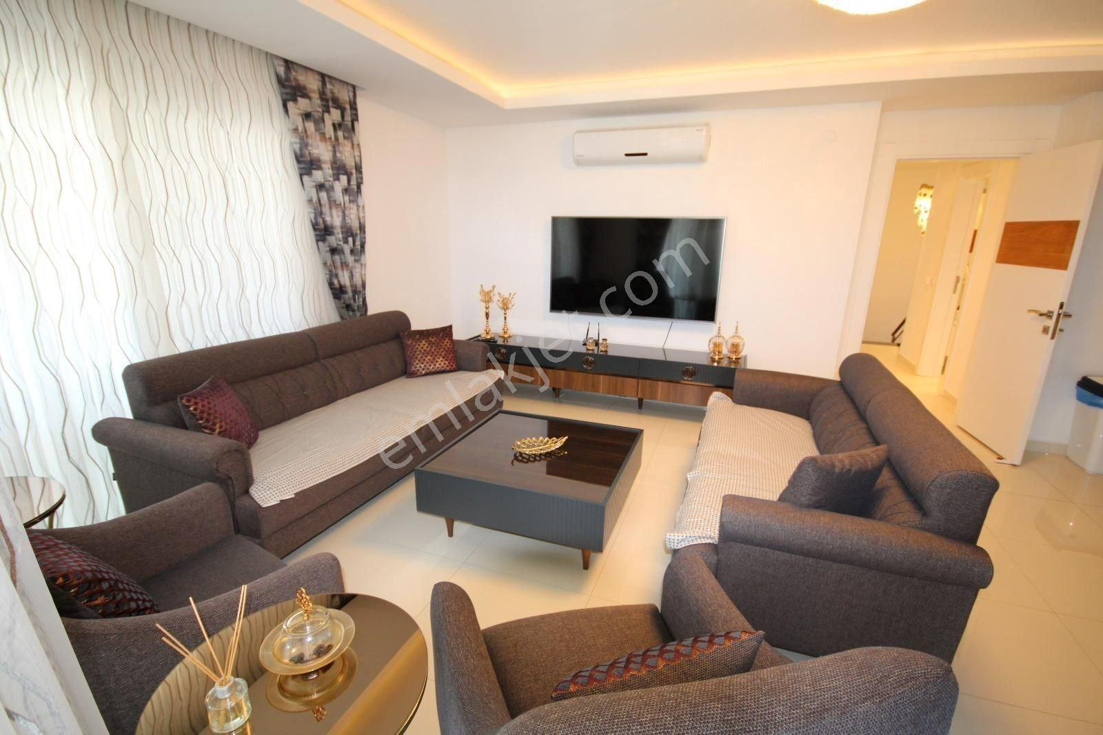 Alanya Cleopatra’da Denize 500 M Muhteşem Komplekste Full Eşyalı 3+1 Penthouse - Görsel 4