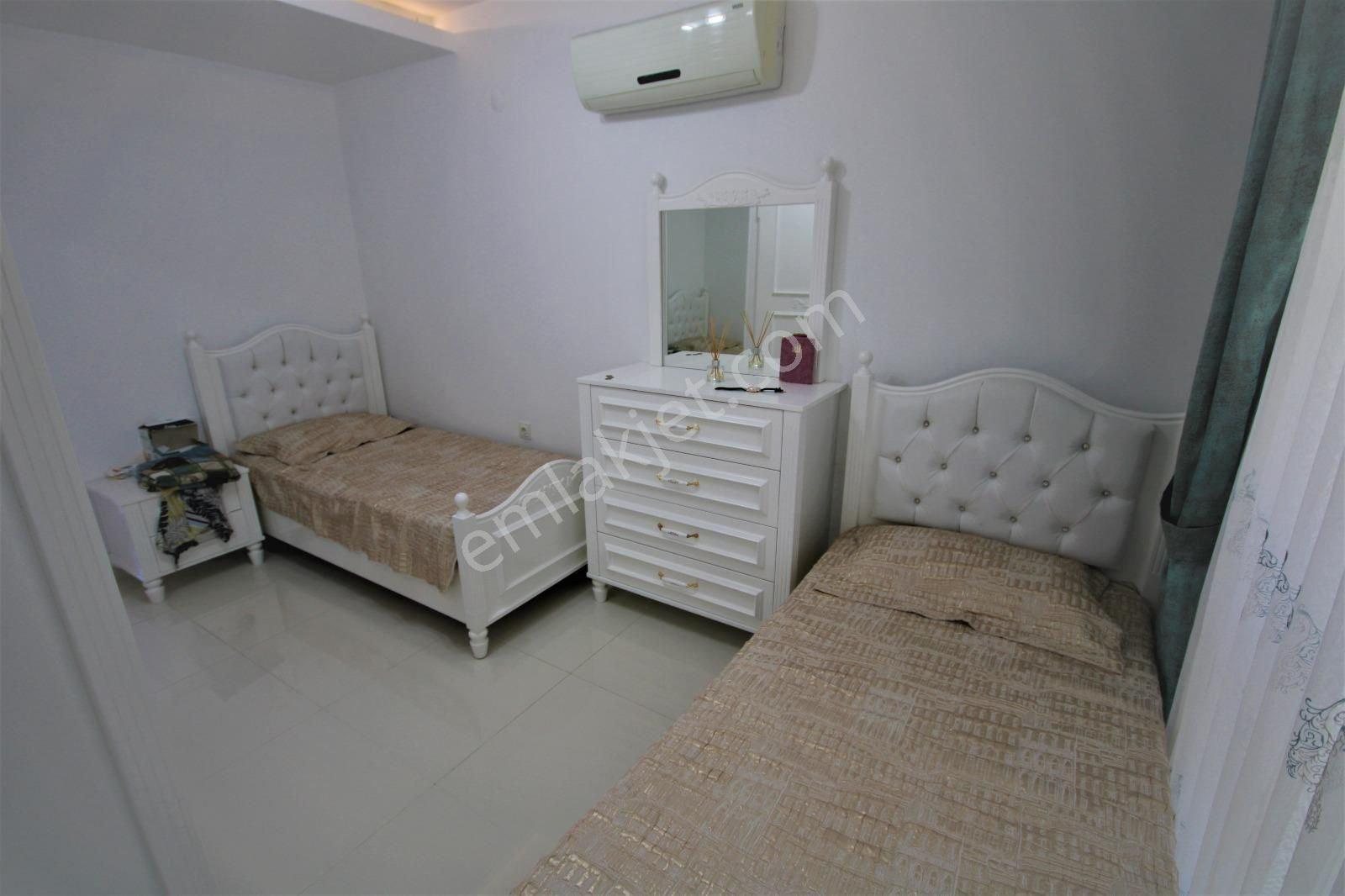 Alanya Cleopatra’da Denize 500 M Muhteşem Komplekste Full Eşyalı 3+1 Penthouse - Görsel 14