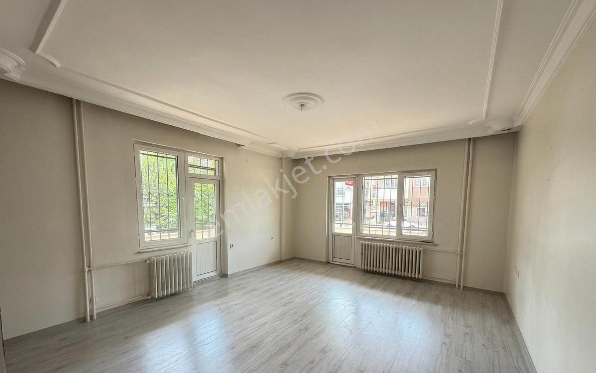 Cb King'den Bahçelievler Mah. Savaştepe Cad. 3+1 Kiralık Daire - Görsel 16