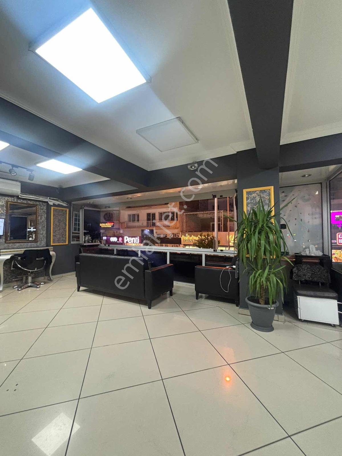 Kuşadası Sahil'de Dükkan , Ofis Veya Daire Satılık 3+1 - Görsel 14