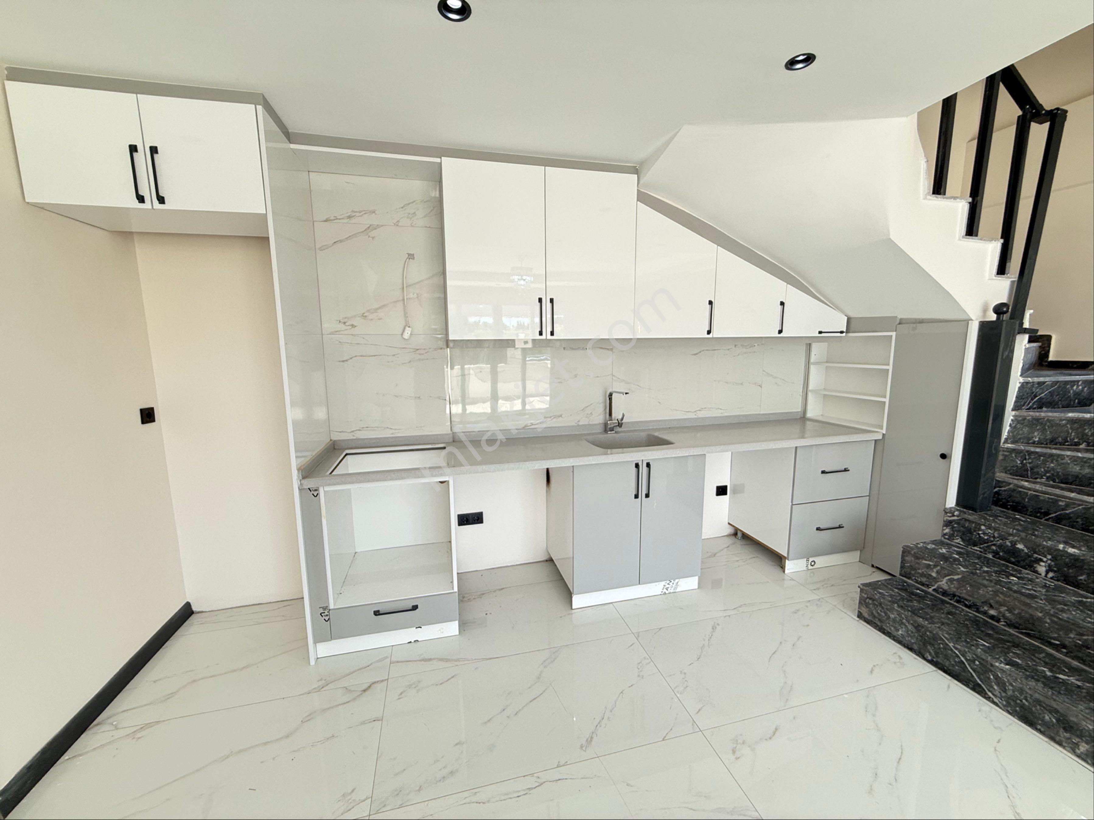 Hisarda Dubleks Parasına Satılık Villa - Görsel 11