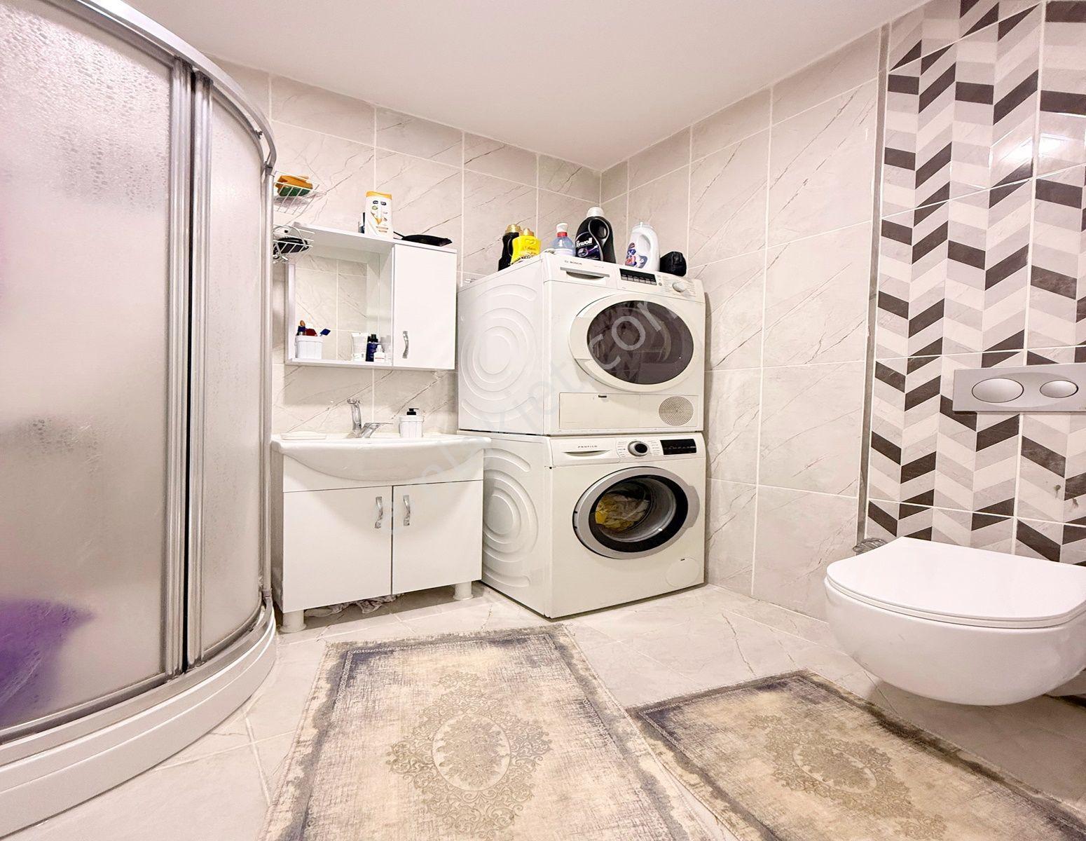 Güvenlikli Otoparklı Site İçi Metrobüse Yakın 2+1 Acil Satılık Daire - Görsel 9