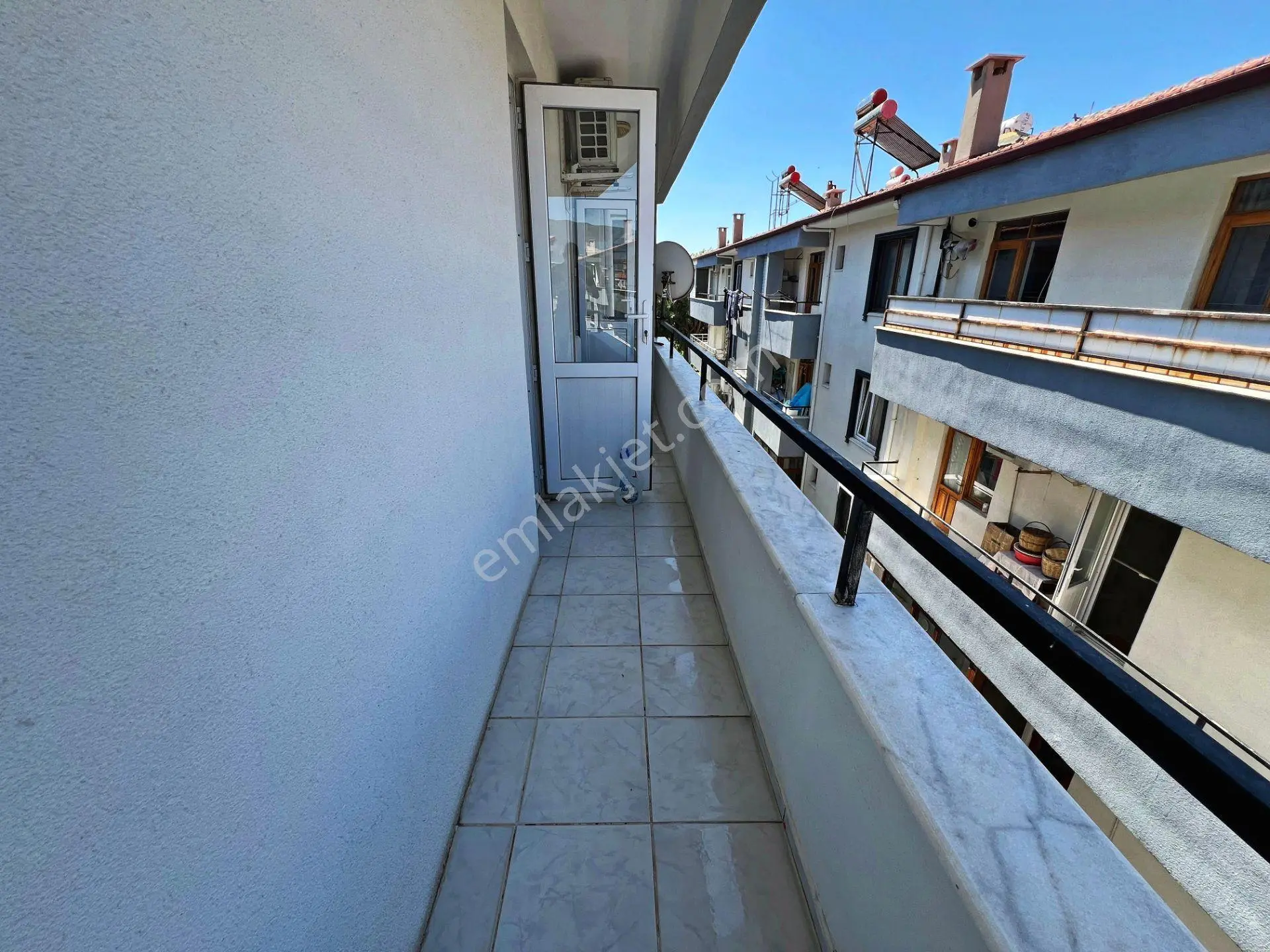 🛑🛑aktif'ten Akçay'da Satılık Ön Cephe Otoparklı Harika Konumlu 2+1daire - Görsel 4