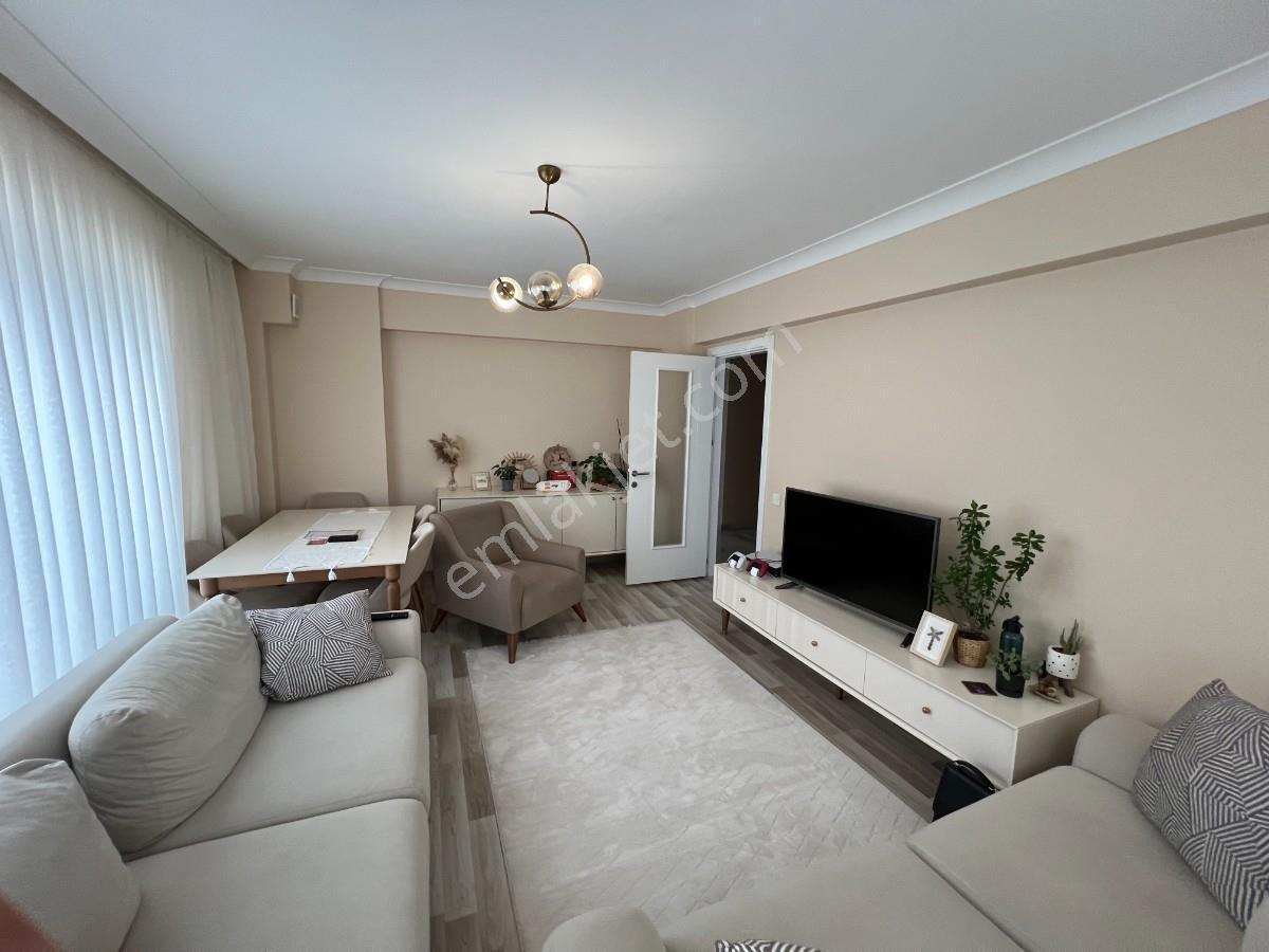 Sakarya Serdivan Köprübaşı Mah. Site İçerisi Ara Kat Geniş 2+1 - Görsel 17