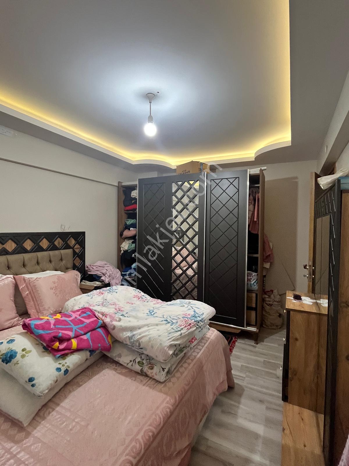 Buca Efeler Mah.de Ötüken Park Yanı 3+1 120 M2 Arakat Ferah Daire - Görsel 12