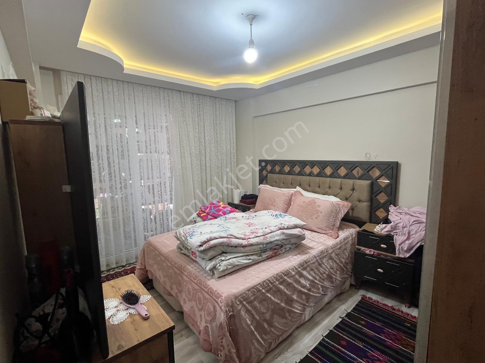 Buca Efeler Mah.de Ötüken Park Yanı 3+1 120 M2 Arakat Ferah Daire - Görsel 9