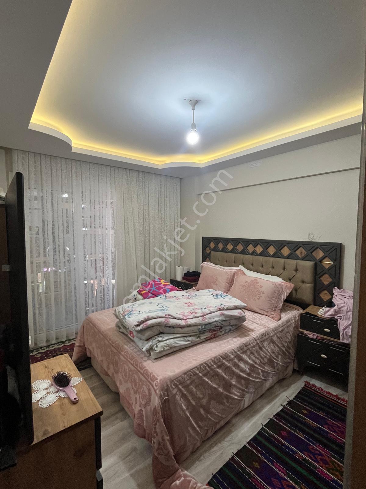 Buca Efeler Mah.de Ötüken Park Yanı 3+1 120 M2 Arakat Ferah Daire - Görsel 10