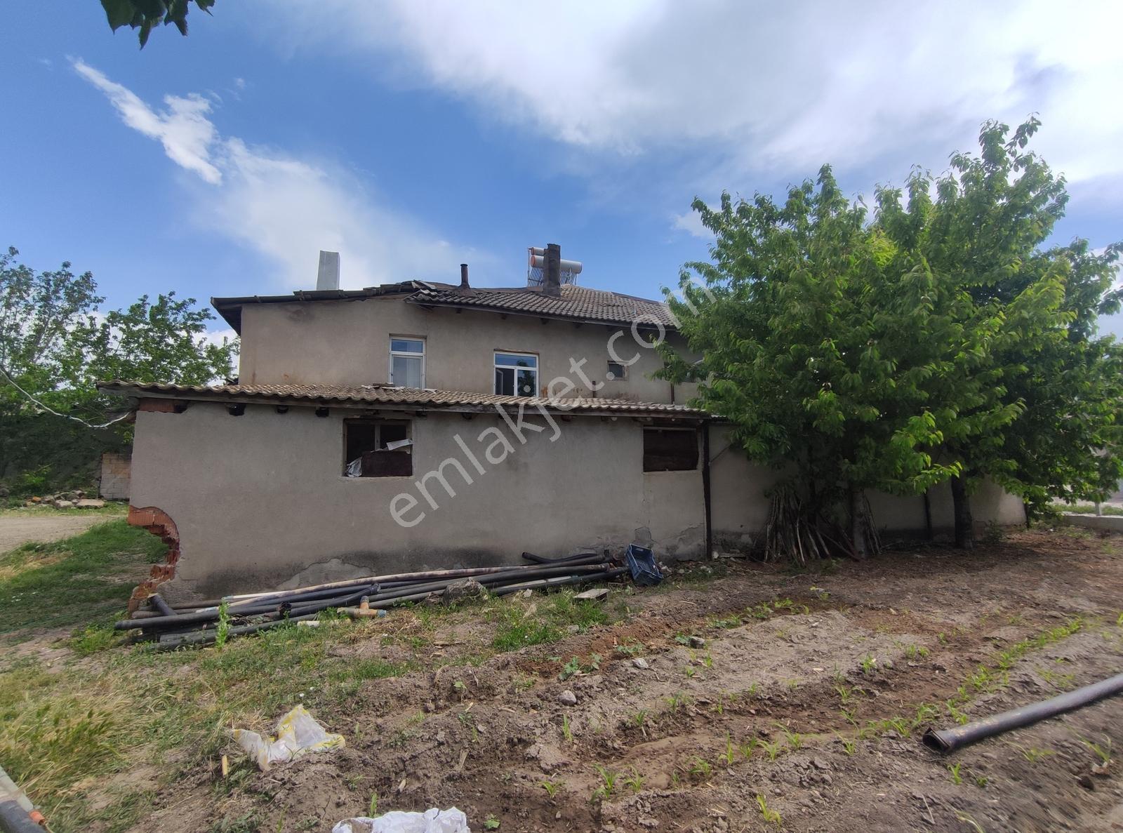 Özpınar.dan 1408 M2 Üç Tapu 2 Katlı 2 Takım Köy Evi Ve Sulubahçe - Görsel 7